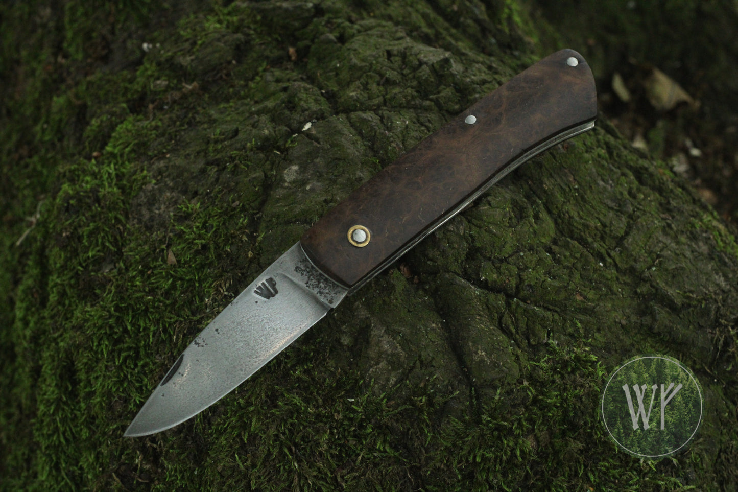 Hand-forged Folding Knife / Heavy Duty Slipjoint / Crucible Steel & Scottish Oak Burl / UK Legal Pocket Knife
