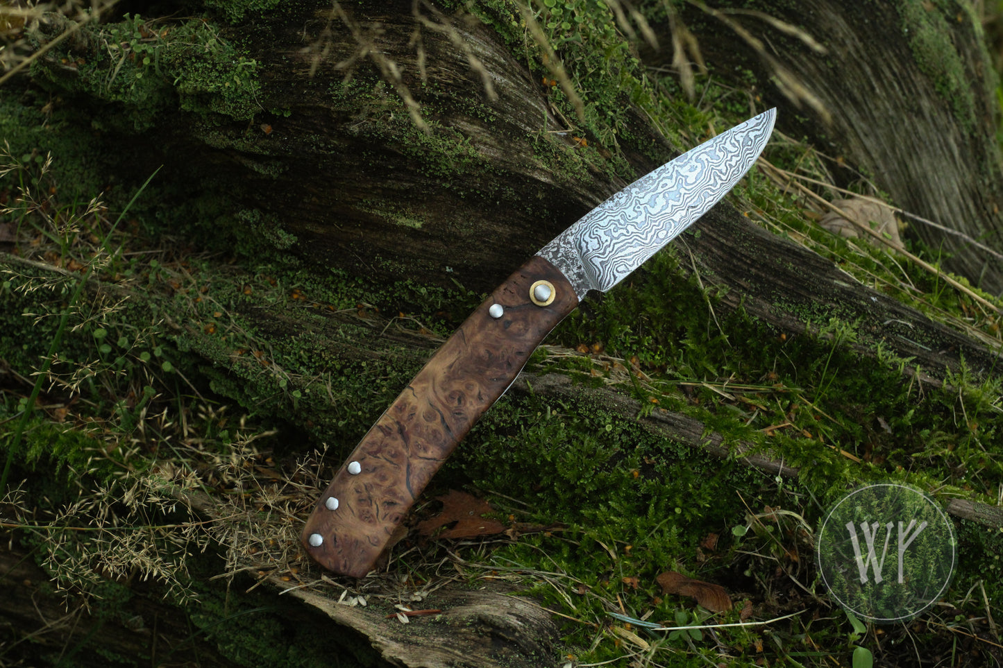 [RESERVED FOR GERD] Hand-forged dual-detente folder with Damascus Steel blade, Titanium Liners and Welsh Oak Burl Handle / Non-locking UK Legal Carry