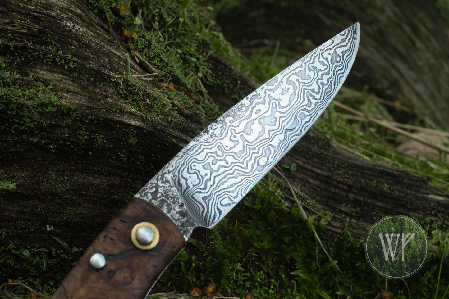 [RESERVED FOR GERD] Hand-forged dual-detente folder with Damascus Steel blade, Titanium Liners and Welsh Oak Burl Handle / Non-locking UK Legal Carry