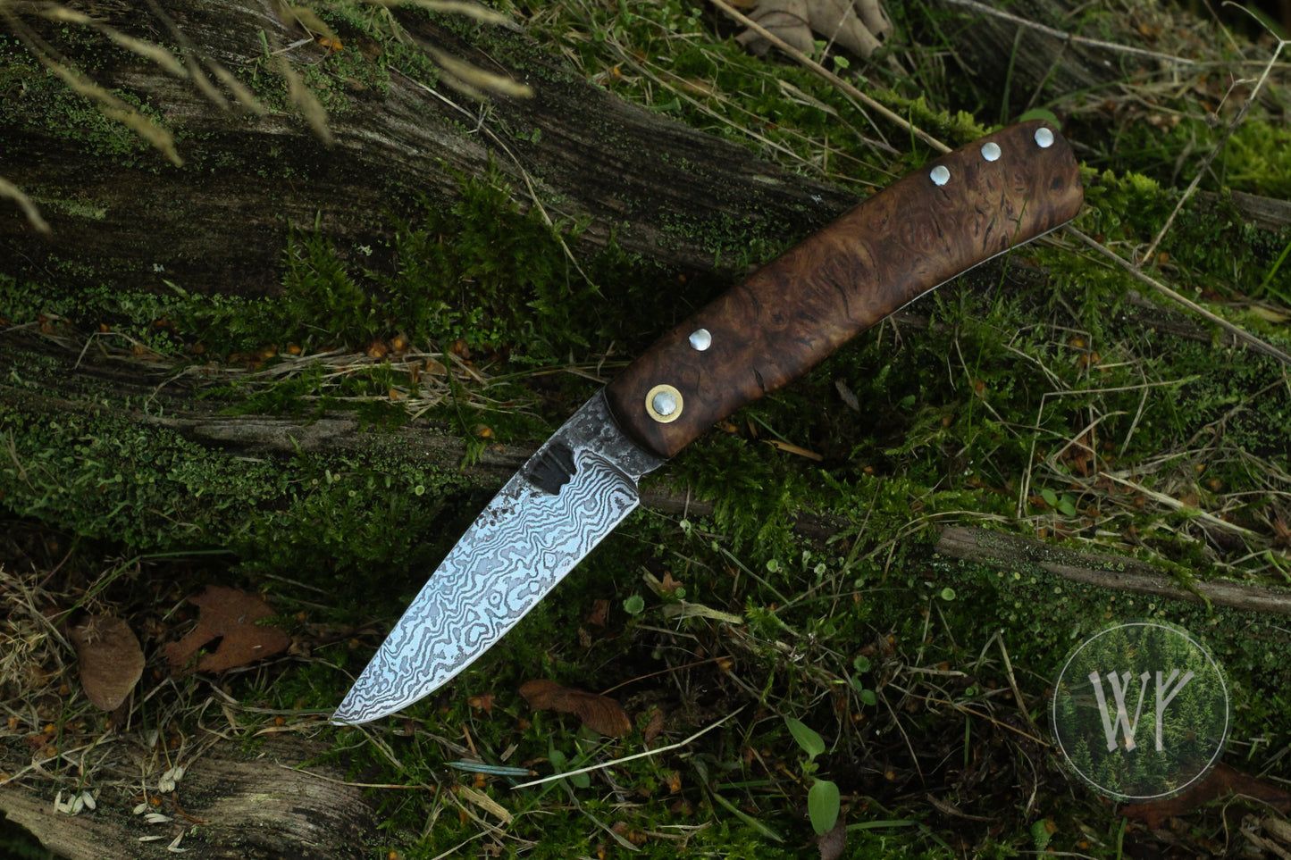 [RESERVED FOR GERD] Hand-forged dual-detente folder with Damascus Steel blade, Titanium Liners and Welsh Oak Burl Handle / Non-locking UK Legal Carry