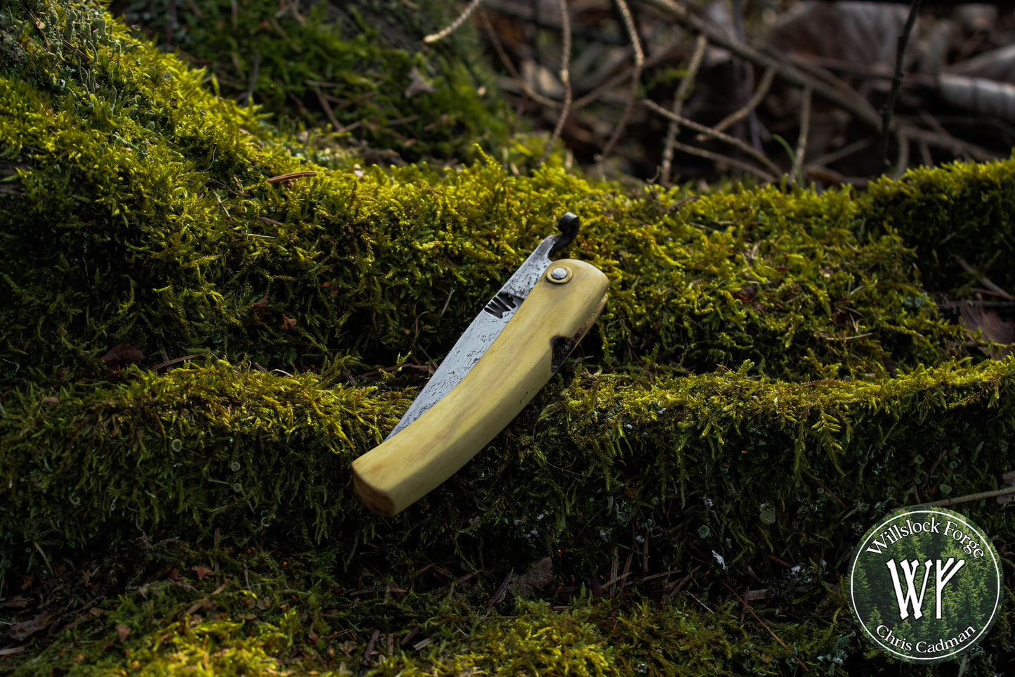 Hand-forged folding knife / Wrought Iron San Mai Viking Friction Folder / Boxwood handle / UK Legal