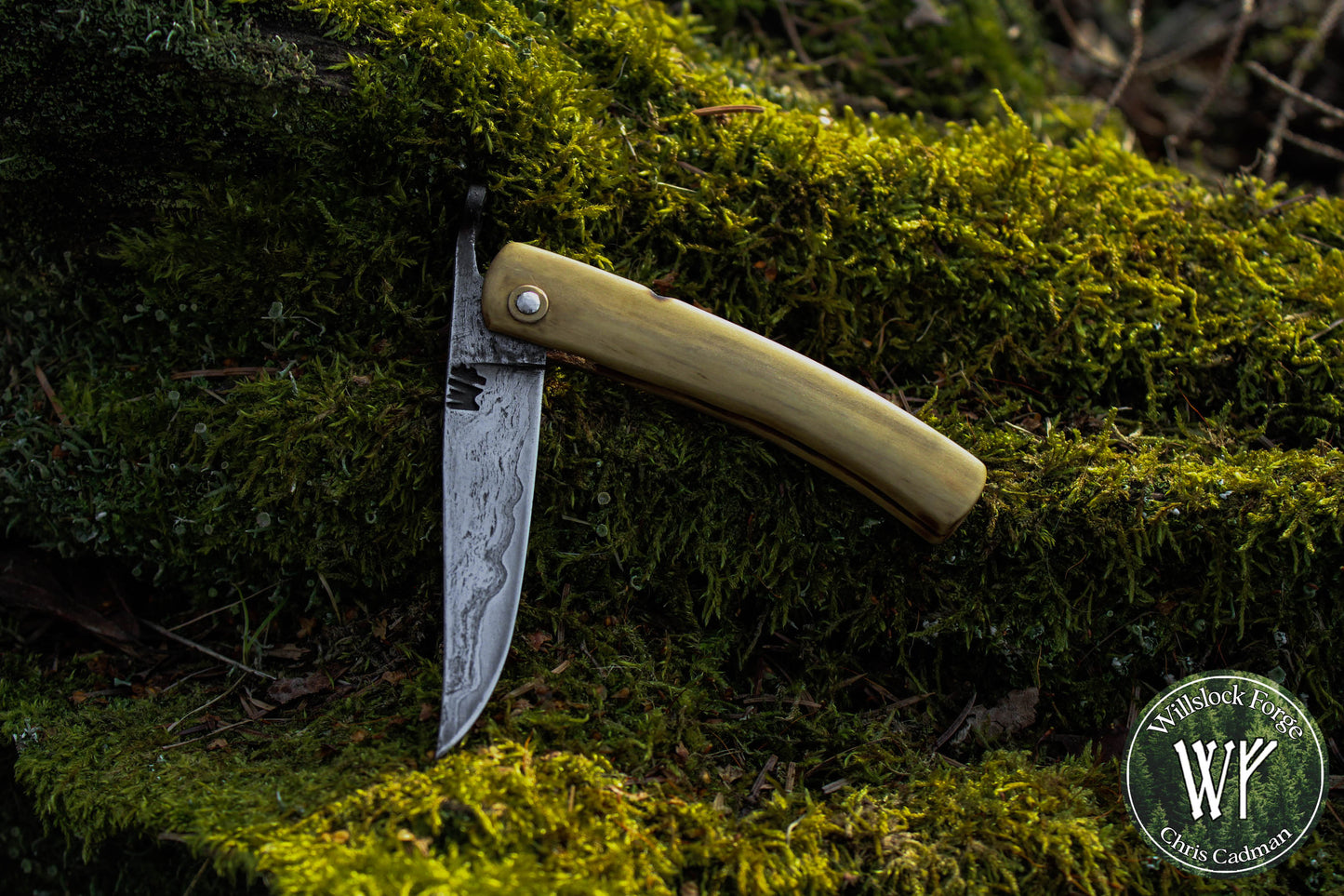 Hand-forged folding knife / Wrought Iron San Mai Viking Friction Folder / Boxwood handle / UK Legal