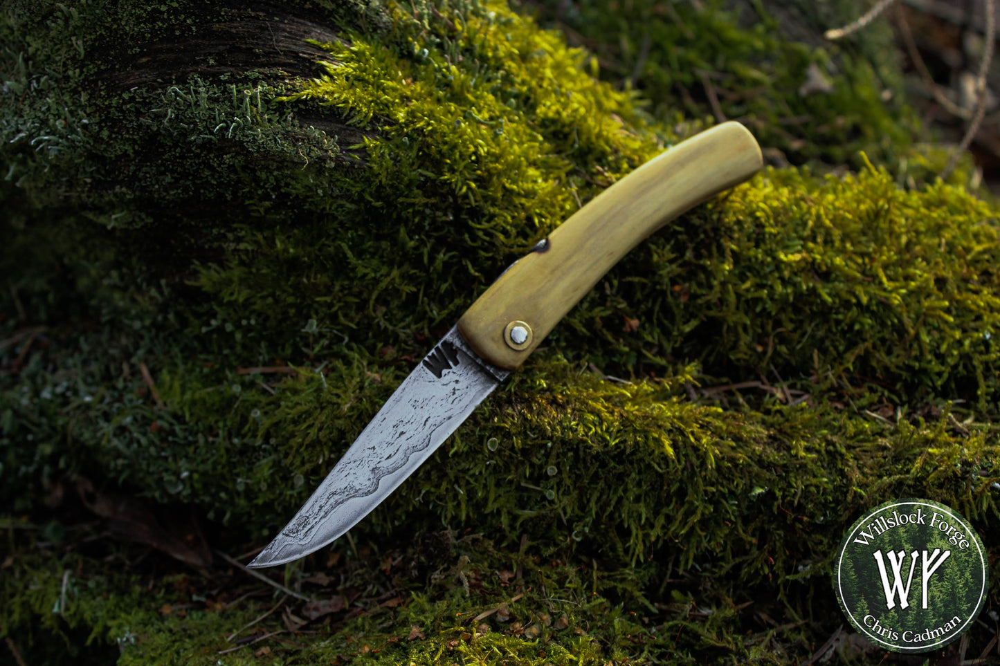 Hand-forged folding knife / Wrought Iron San Mai Viking Friction Folder / Boxwood handle / UK Legal