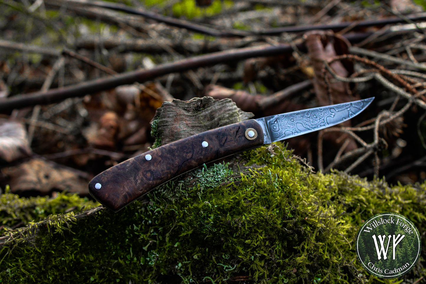Hand-forged slipjoint folding knife / Raindrop Damascus Go-Mai Blade / Brass Liners & Bolsters / Amboyna Burl Scales