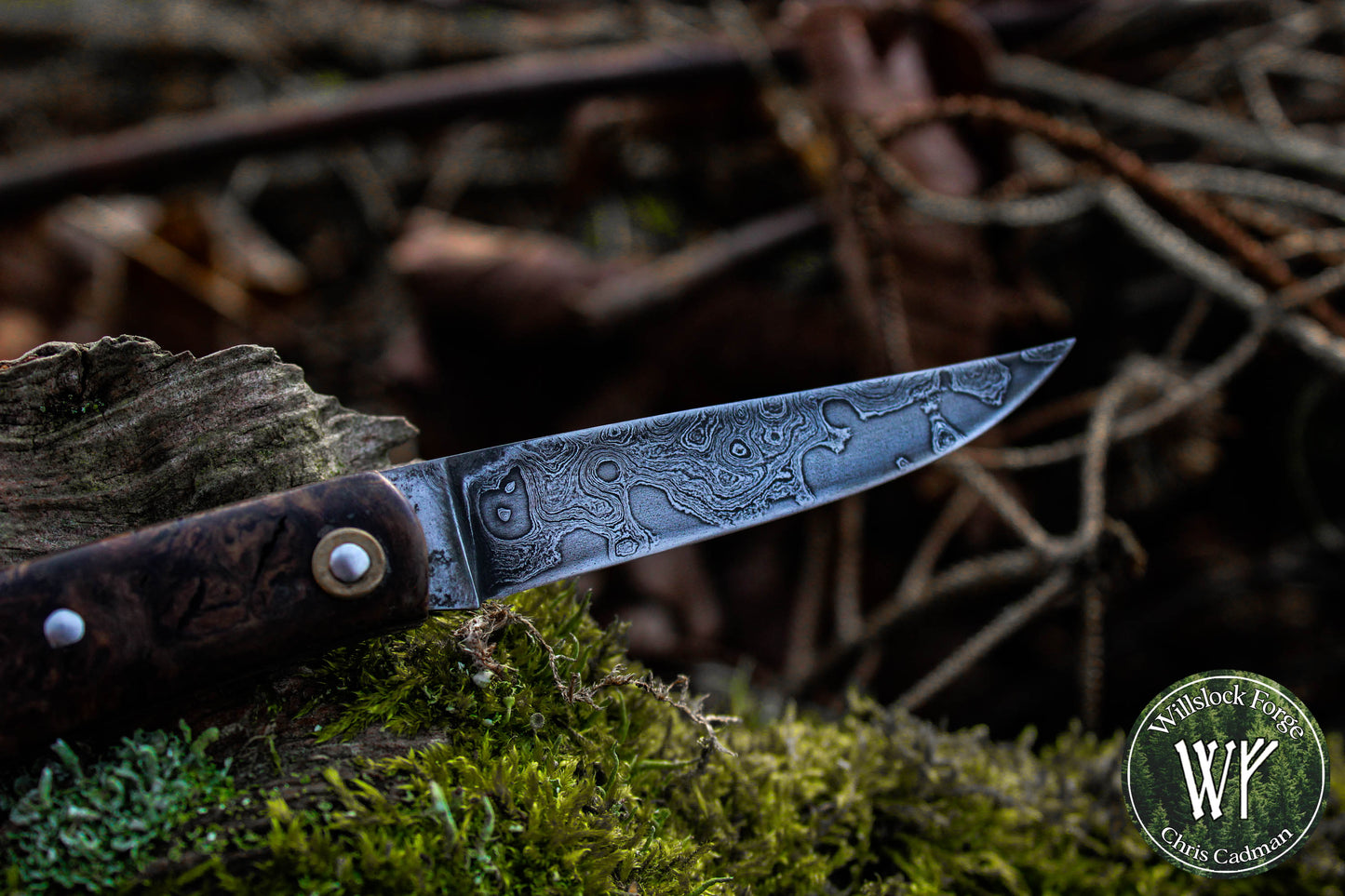 Hand-forged slipjoint folding knife / Raindrop Damascus Go-Mai Blade / Brass Liners & Bolsters / Amboyna Burl Scales